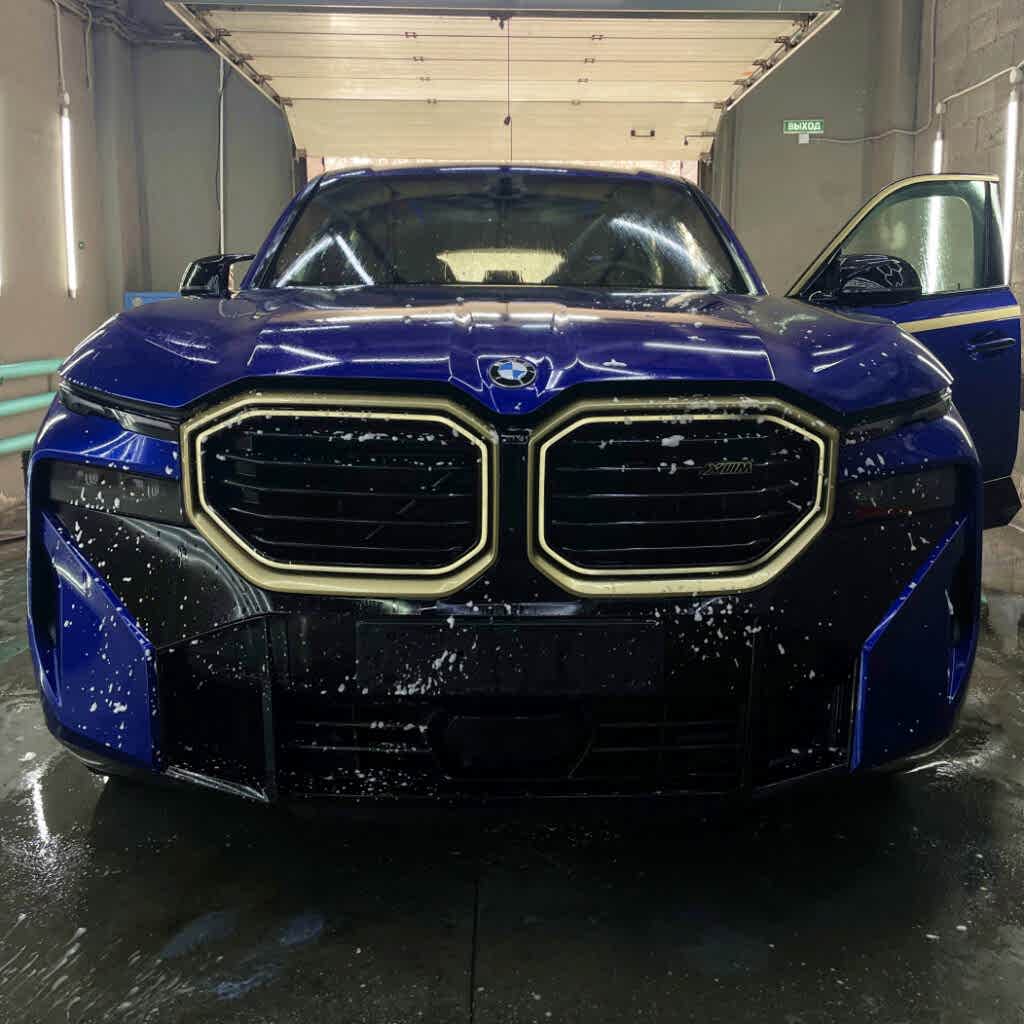 Полная оклейка полиуретановой пленкой 260 мкн BMW XM 14 Полная оклейка полиуретановой пленкой 260 мкн BMW XM