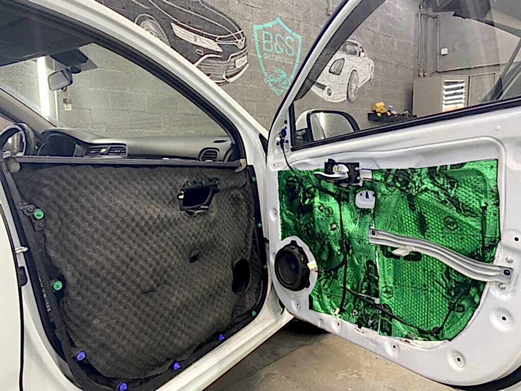 Шумоизоляция дверей Kia Rio 1 Шумоизоляция дверей Kia Rio